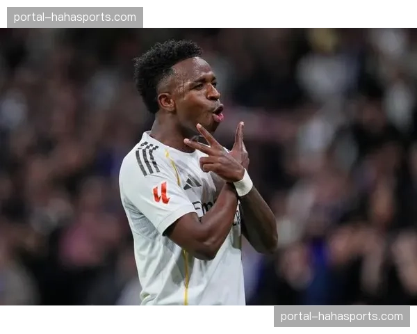 皇马四比一大胜皇家社会 维尼修斯造点能力成战术核心