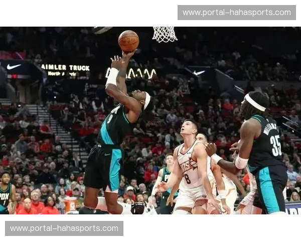 霍勒迪德罗赞布克背打高效 后卫位置背打成控场新趋势