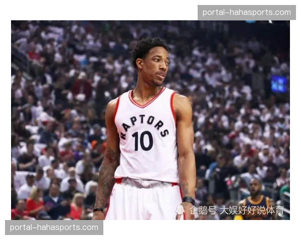 文班亚马索汉搭档锋线 马刺试验不同进攻发起模式